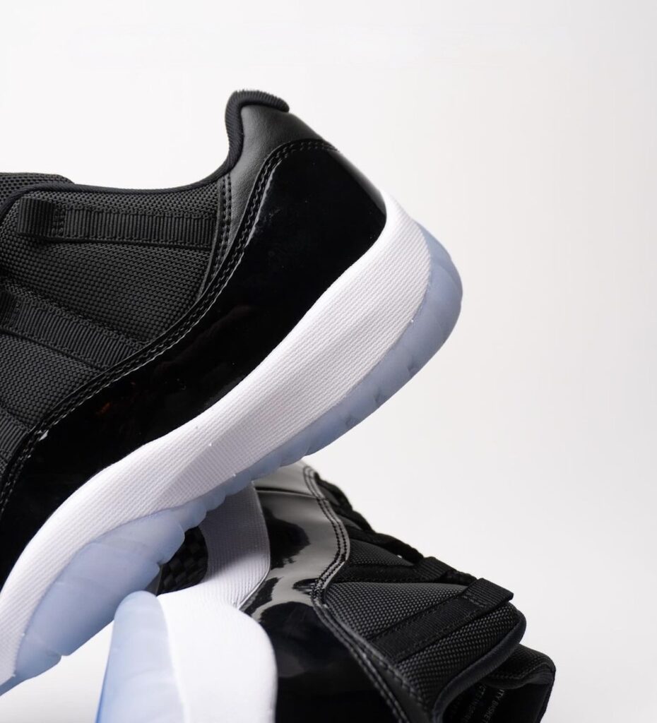 Air Jordan 11 Space Jam FV5104-004