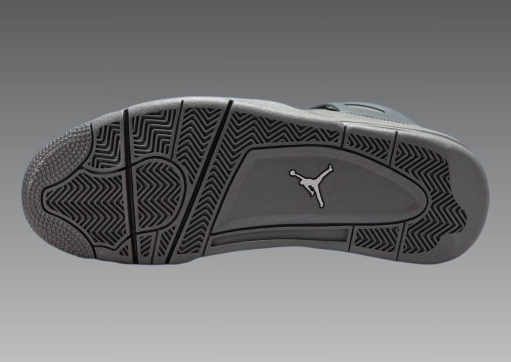 Air Jordan 4 SE Wet Cement FQ7928-001