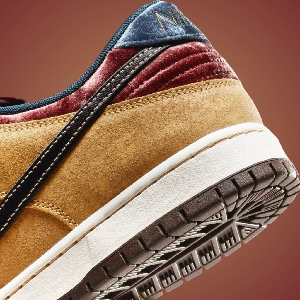 Nike SB Dunk Low City of Theatre Cinema FZ1278-200 Release Info