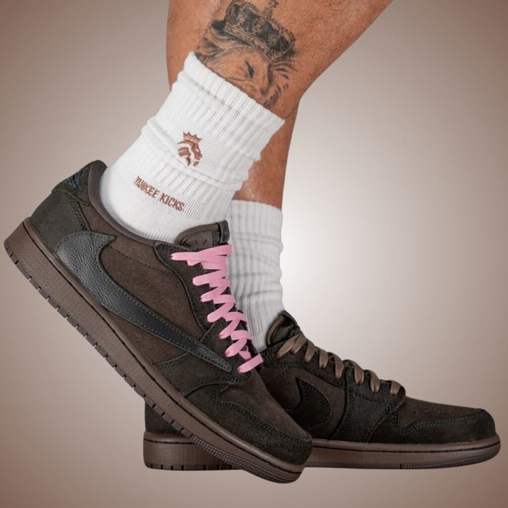 Travis Scott Air Jordan 1 Low OG Velvet Brown DM7866-202 On-Feet
